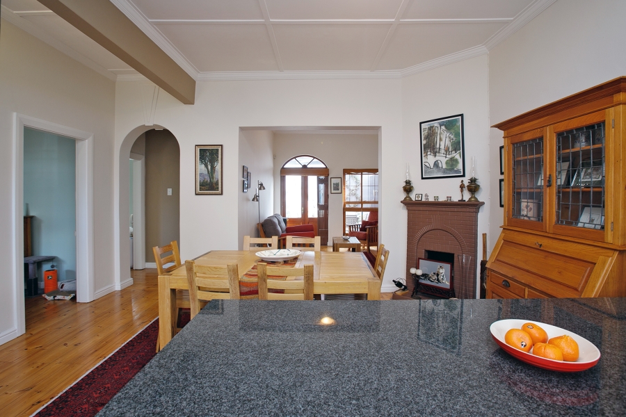 2 Bedroom Property for Sale in Harfield Village Western Cape